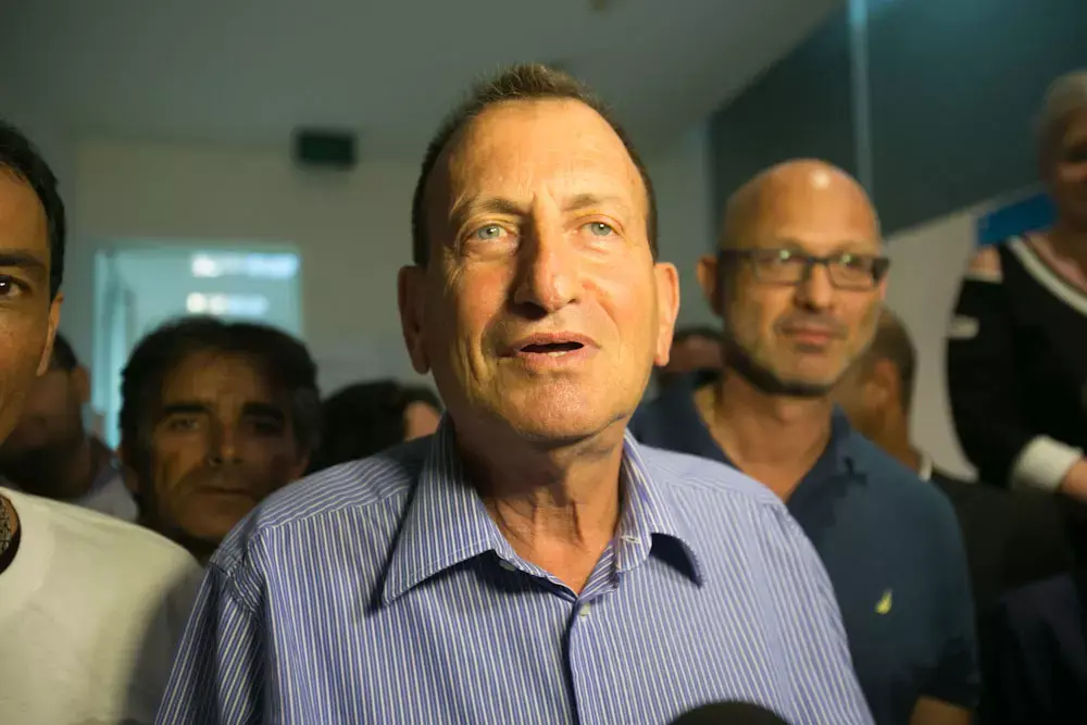 חולדאי: ניאבק בסגירת המרכולים בשבת, נפנה לבג"ץ