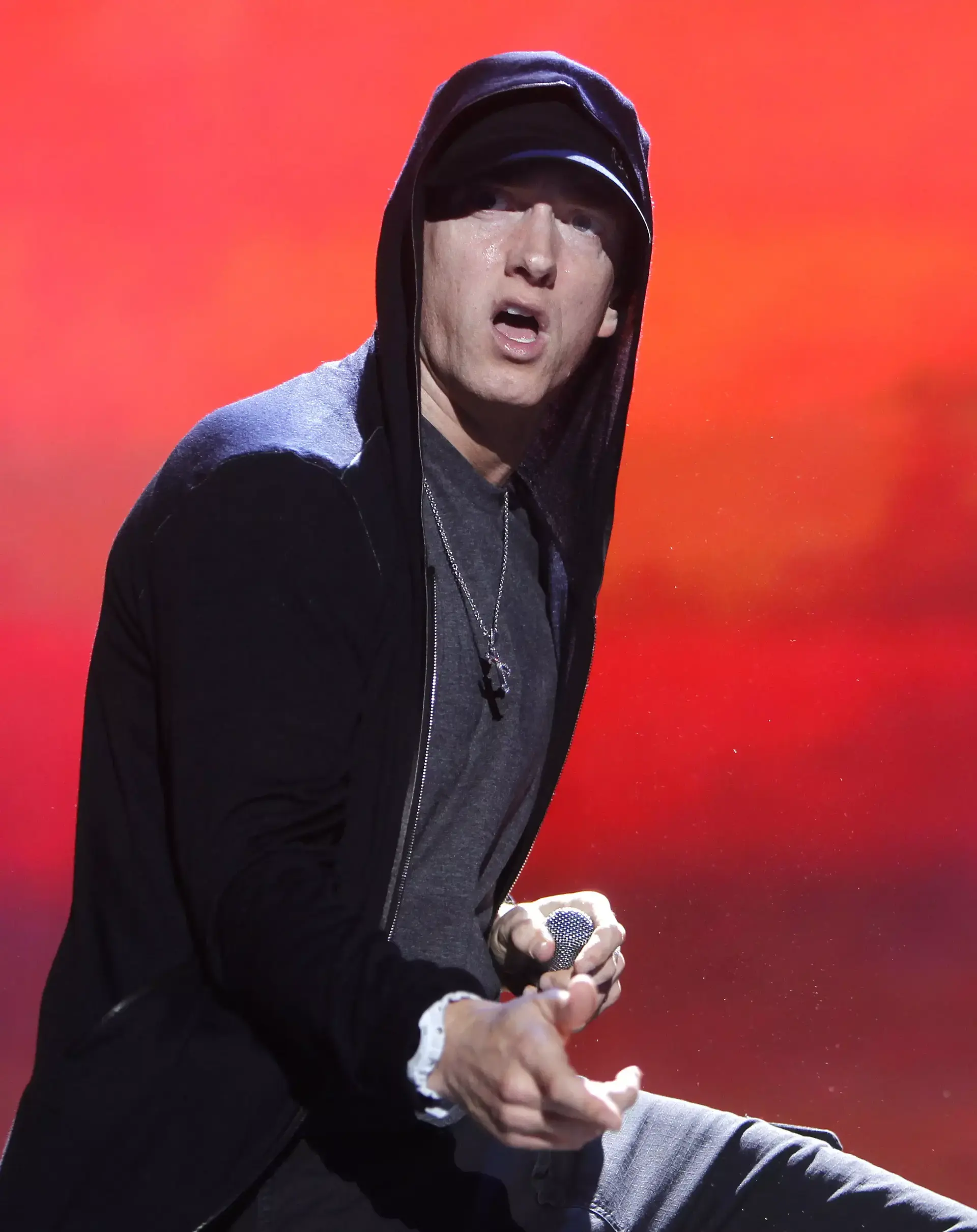 אמינם תובע את ראש ממשלת ניו זילנד על הפרת זכויות יוצרים