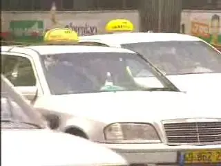 נהגי מוניות לא הפעילו מונה ועוכבו לחקירה