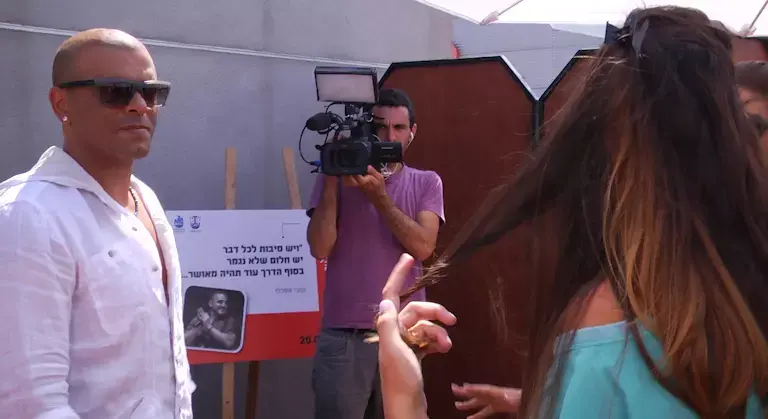 פרסום ראשון: גלגלצ הסירו שיר של אייל גולן מהפלייליסט