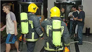 באו לכבות שריפה, התמודדו עם תחמושת