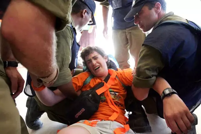 בגלל המוסר: טוב שיצאנו מגוש קטיף