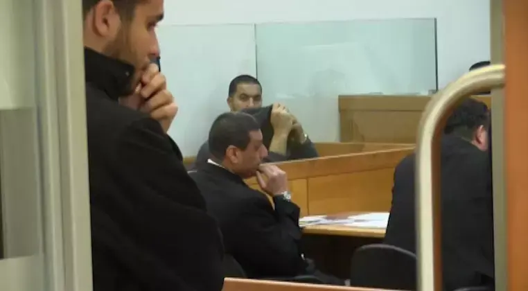 פרשת המורה לספורט: "צילם דרך חורים בשירותים"