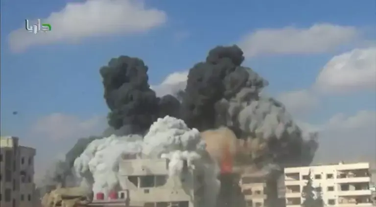 עונש למורדים: אסד מחק שכונות שלמות בדמשק ובחמה