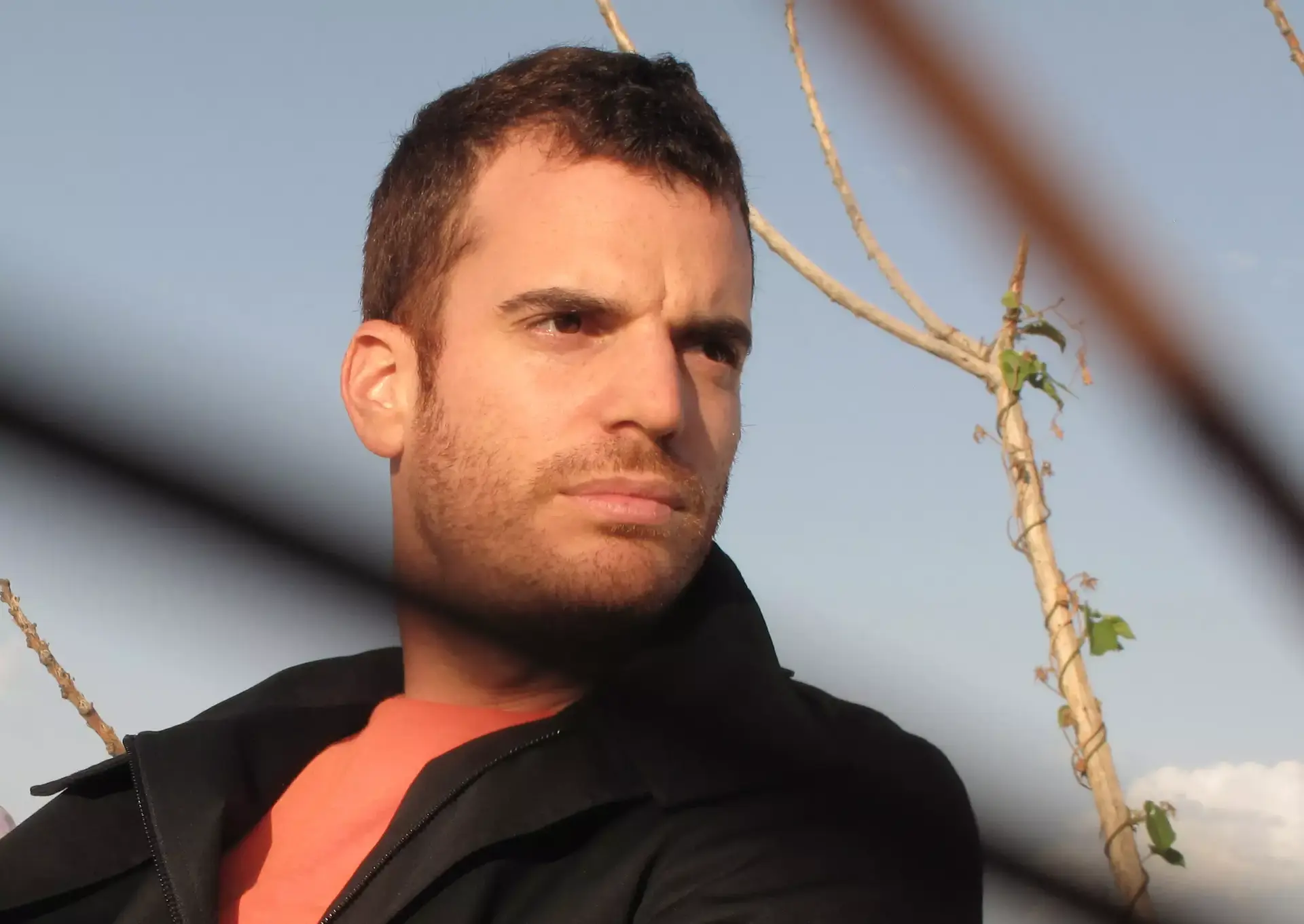 בכורה: קליפ חדש לאבי גולדפינגר