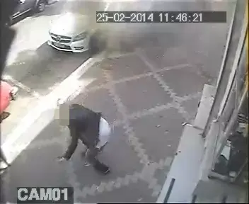 הוארך מעצר החשוד בהשלכת הרימון בפתח תקווה