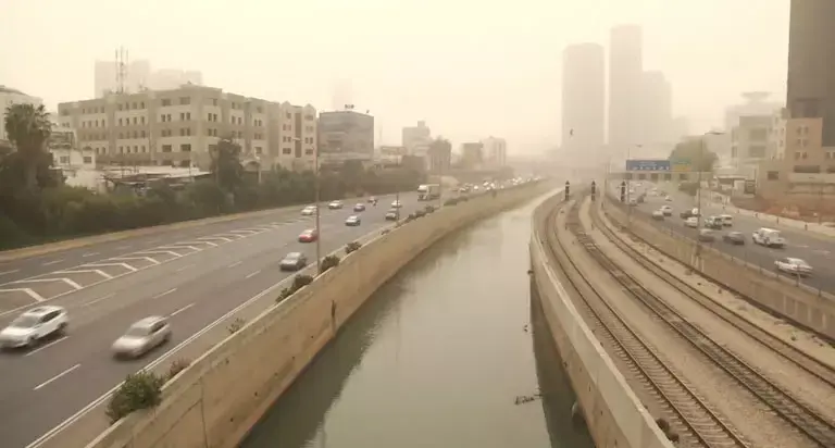 עוד יום אפור: האובך ישקע בלילה, עדיין חם מהרגיל