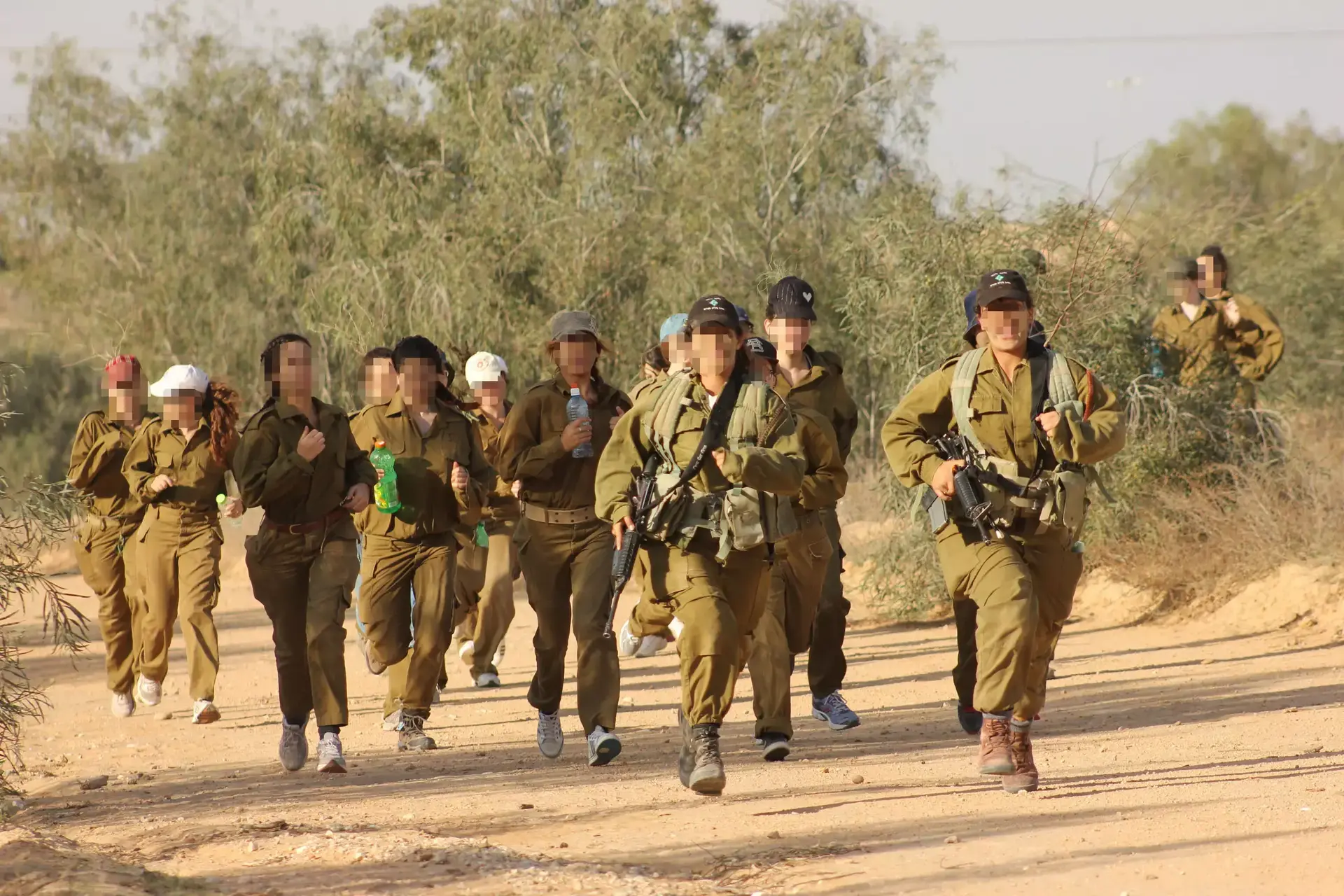 "כמו ברמאללה": אבנים, עצורים ופצועים בגדנ"ע