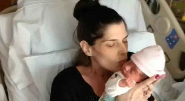 האמא מתה כדי להציל את בתה התינוקת