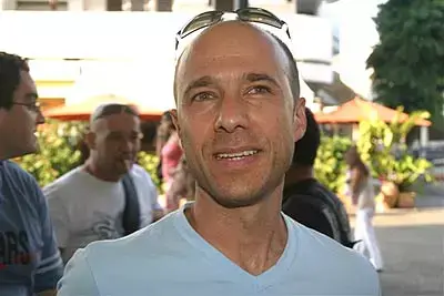 דרור קרן בלוז