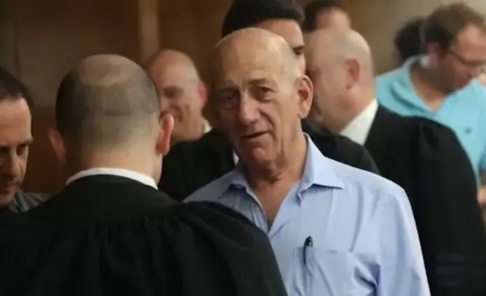 אולמרט בבית המשפט: ההכרעה הייתה זעזוע קשה מאוד