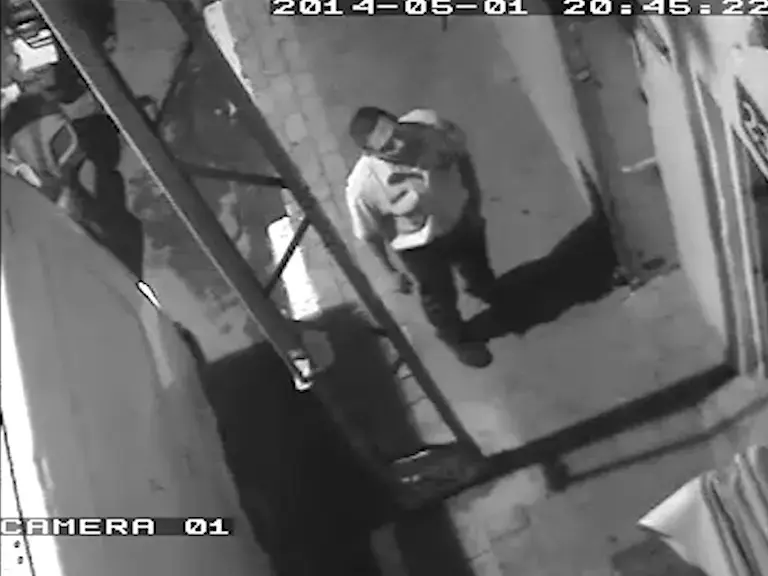 תיעוד בלעדי: "פקח של עיריית תל אביב גונב אופנוע"