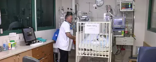 אבי הילדים שנפלו: "הם שיחקו ואז שמעתי בום"
