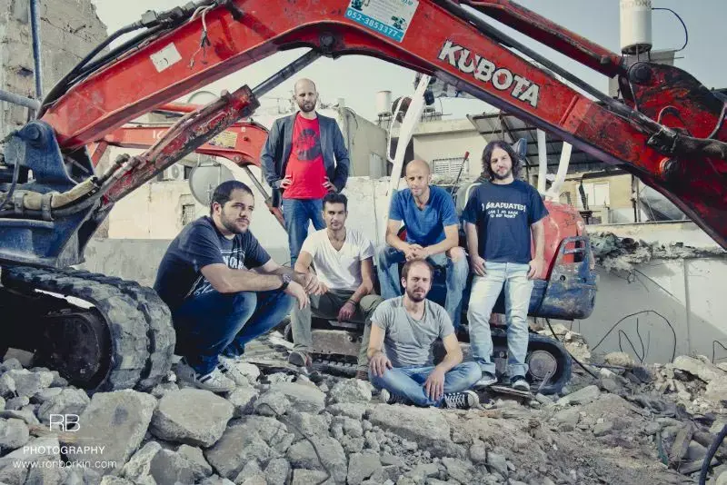 בכורה: שיר חדש לשממל