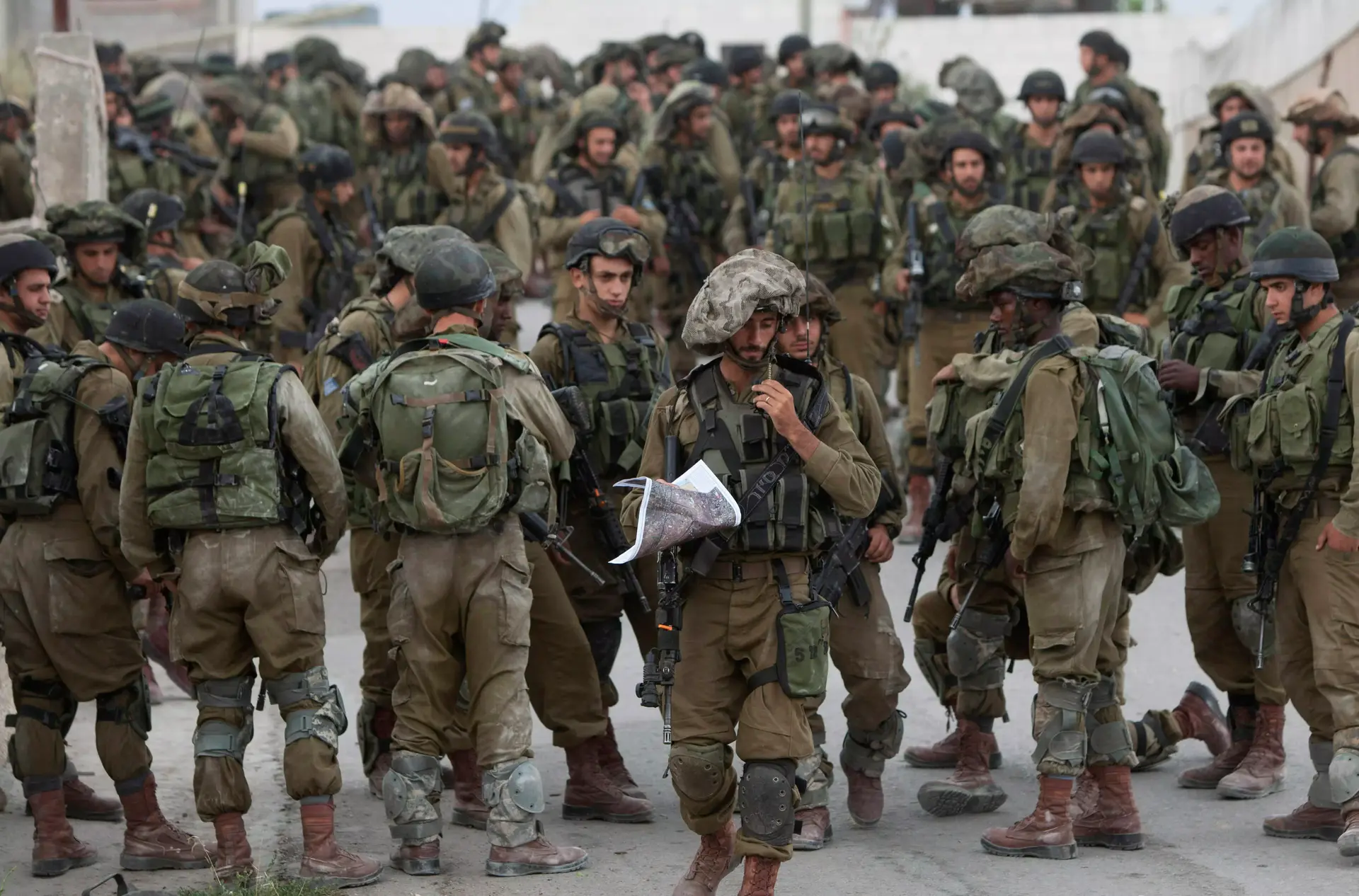 שריפת ענק פרצה בקיסריה, אב ובתו טבעו למוות בתל אביב
