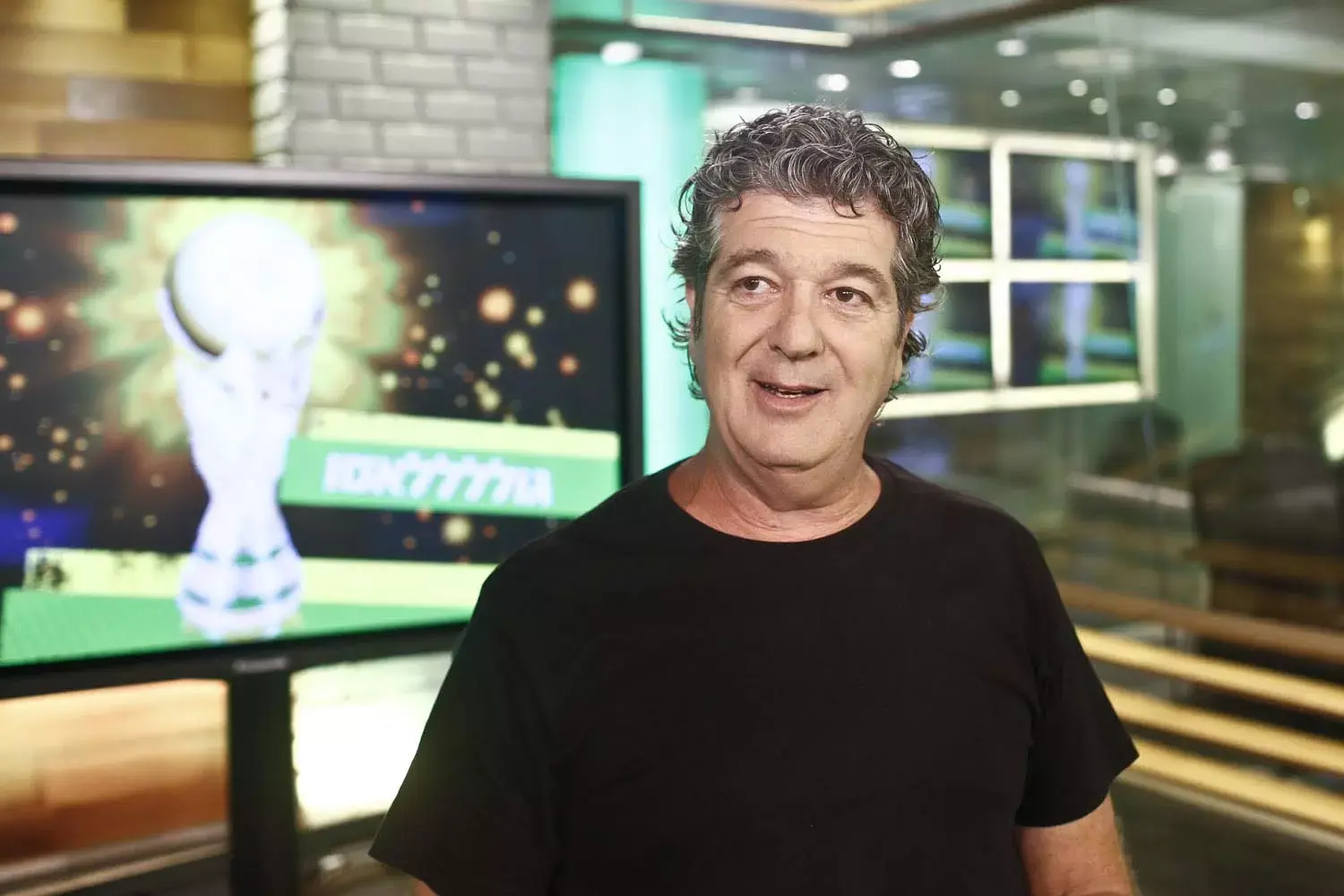 אבי קושניר יככב בתפקיד ראשי בסדרה "משיח" של אודי כגן
