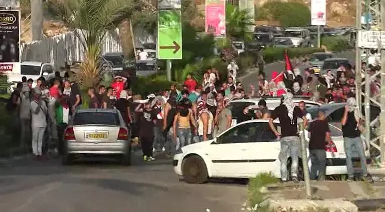 מהומות באום אל-פחם: בקבוקים ואבנים הושלכו על שוטרים