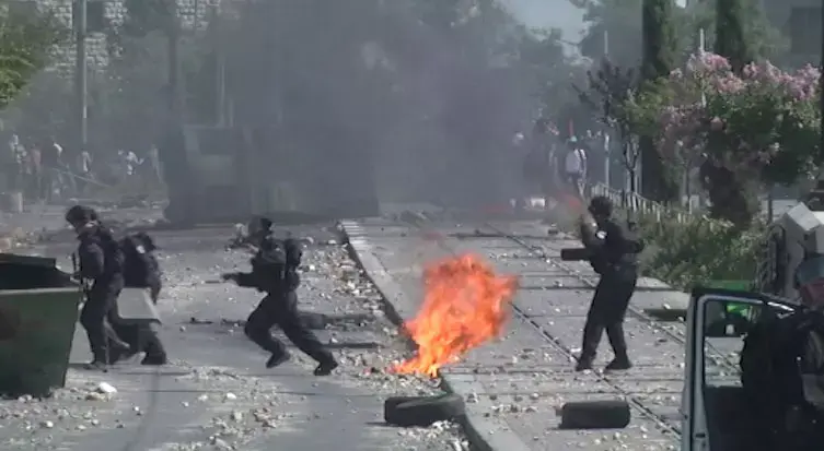 מהומות במזרח ירושלים: רעולי פנים פצעו שוטר יס"מ