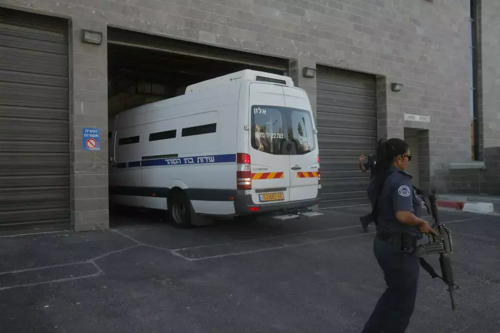 בתוך עשרה ימים: קצין ושני סוהרים בשב"ס התאבדו