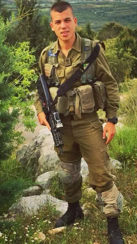 סמל בן וענונו