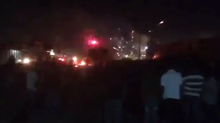 אלפי פלסטינים הפגינו בגדה; אחד נהרג, מאות נפצעו