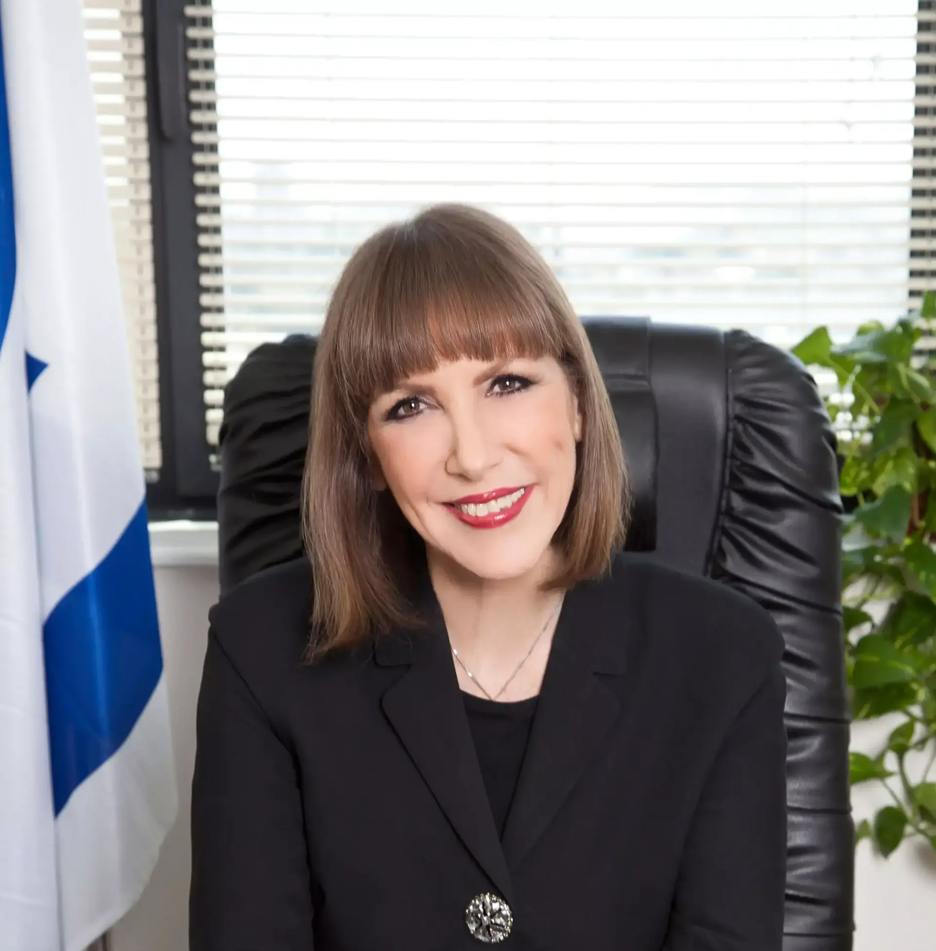 שרת התרבות, לימור לבנת, בעקבות חשיפת וואלה! תרבות: "סוהא עראף פעלה באופן חמור וציני"