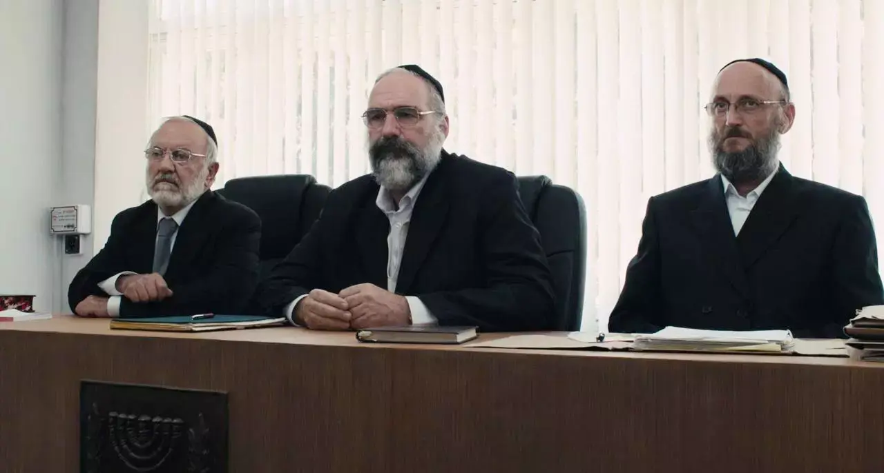 לפקוח עיניים על בתי הדין הרבניים