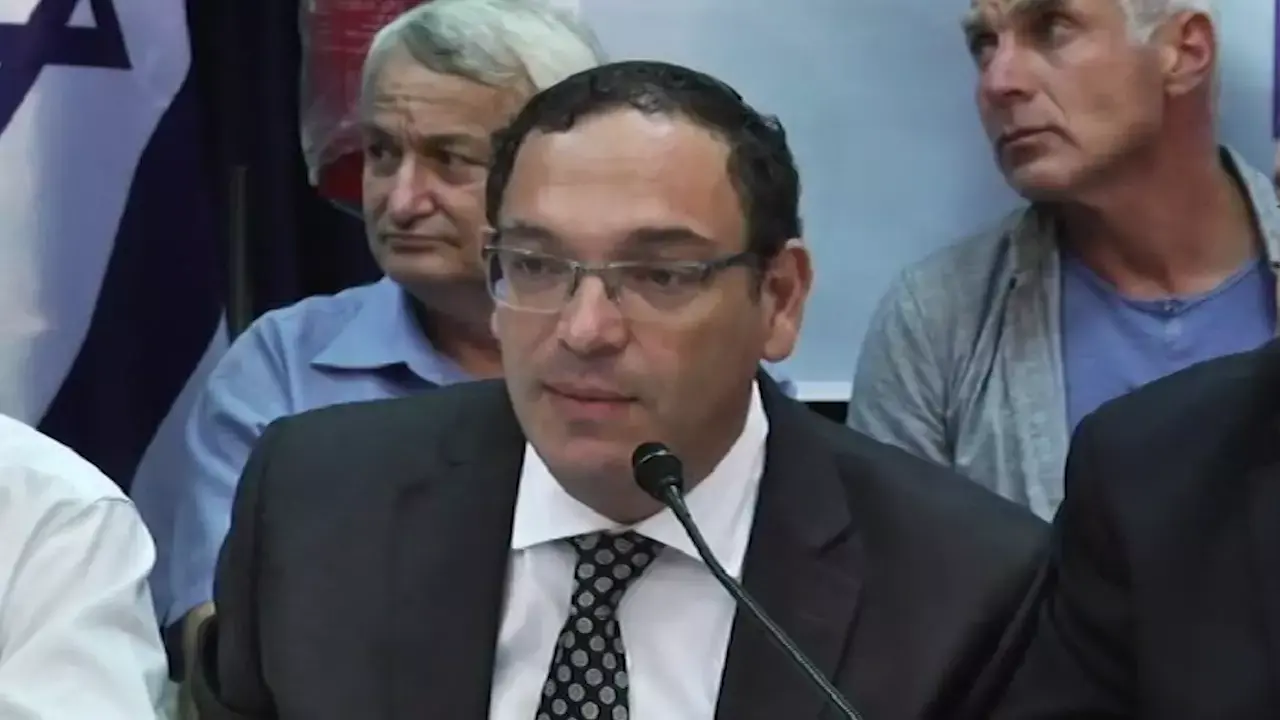 חשש בבית שמש: בית ספר חילוני מתחרד בחסות העירייה