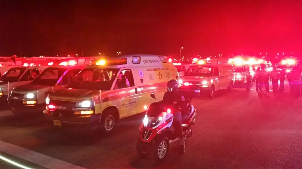 מטוס אל על שב לנחיתת חירום בנתב"ג עם מנוע אחד