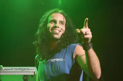 הקליפ החדש של סקאזי