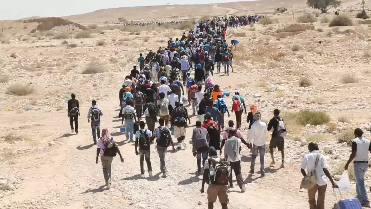 חרף פסיקת בג"ץ: רשות ההגירה מזמנת זרים ל"חולות"