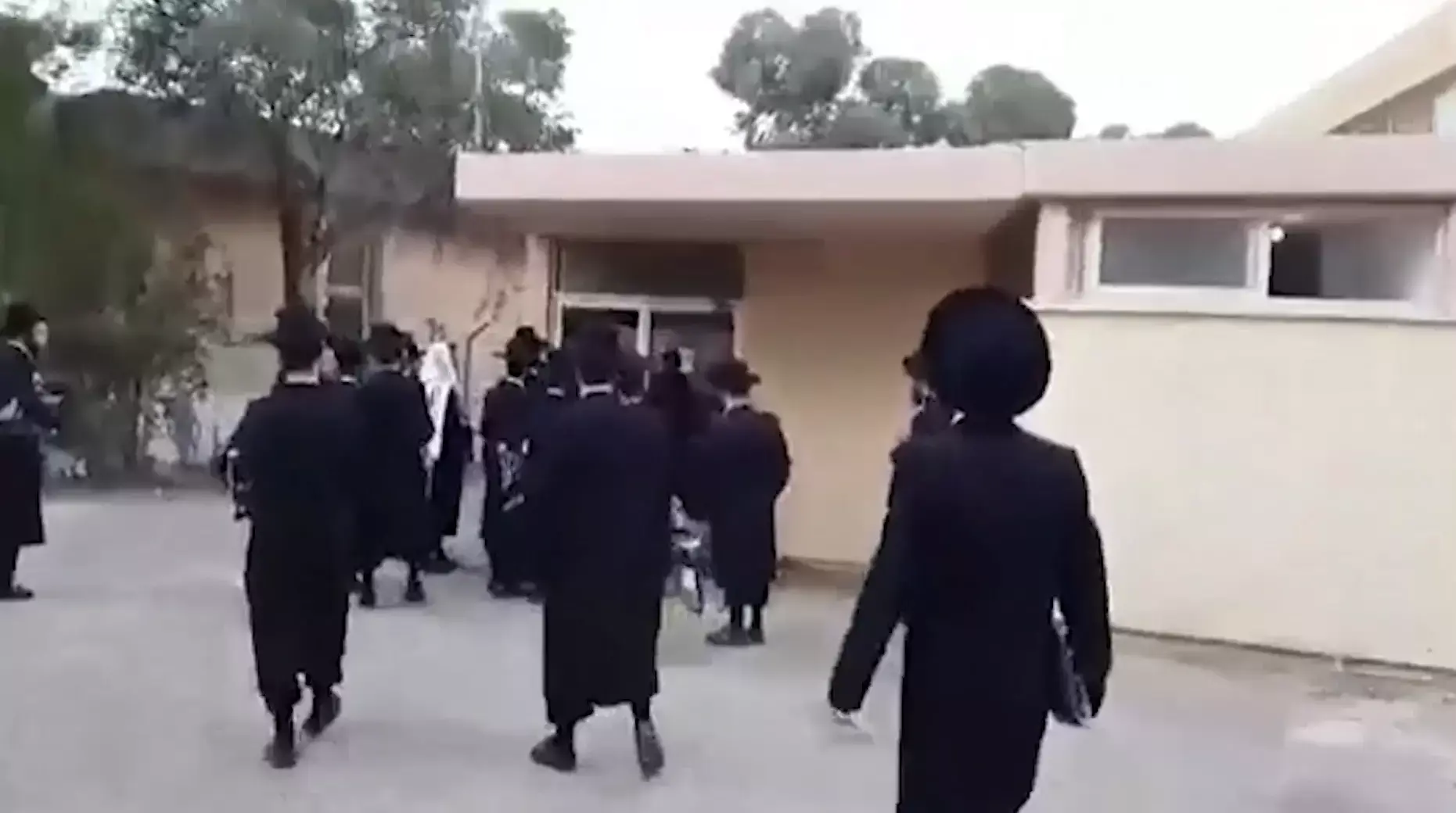 חסידי גור בערד