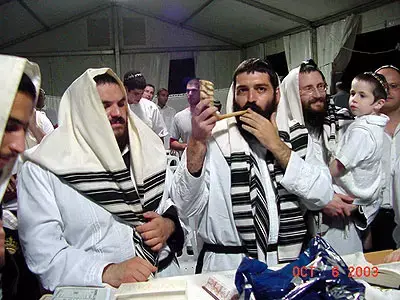הצום יסתיים הערב ב-18:00