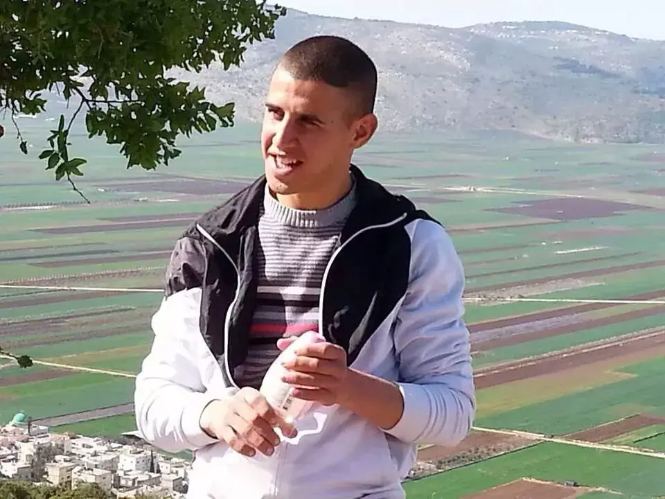 שוטרים ירו למוות בצעיר שניסה לדקור אותם בכפר כנא