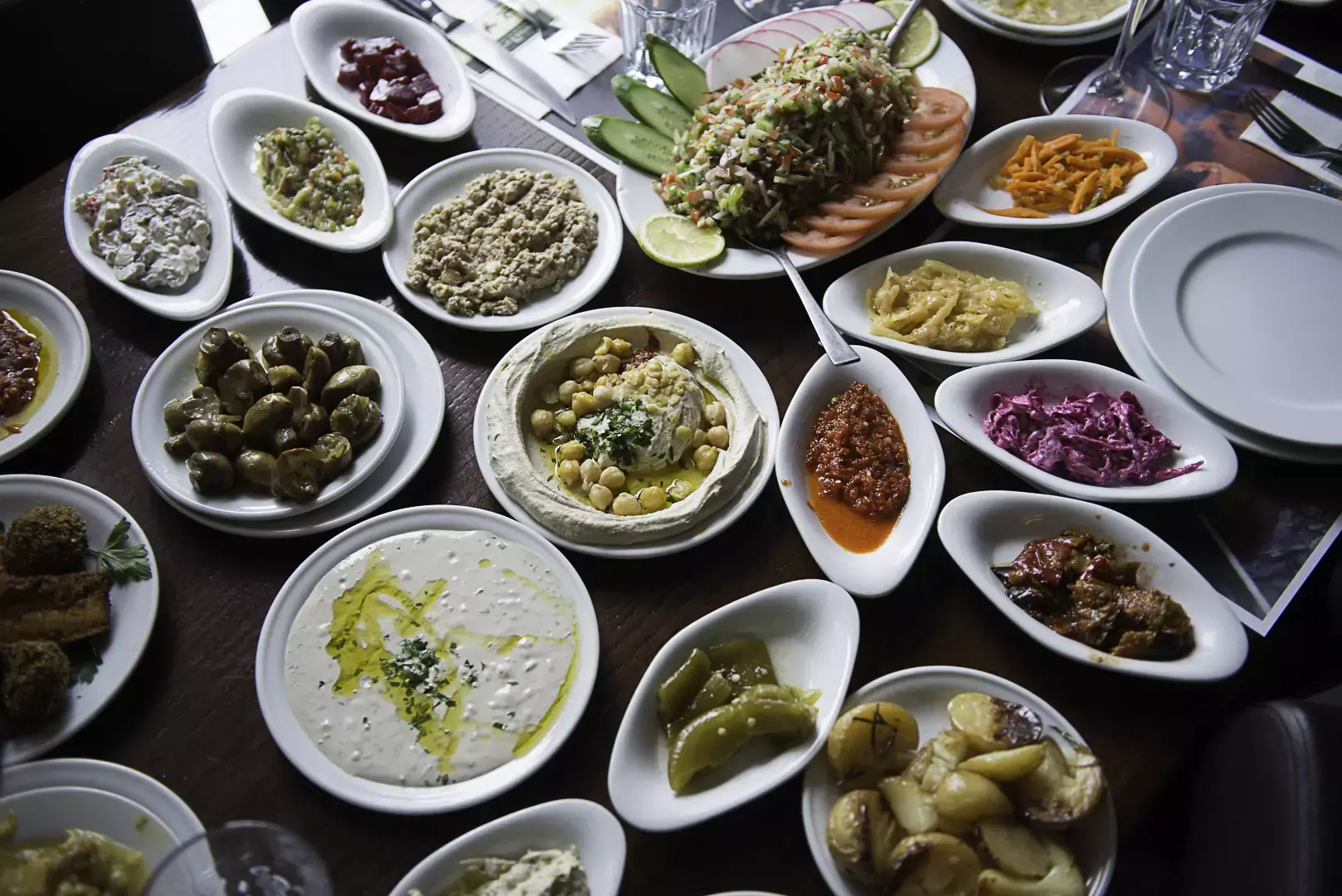 5 טיפים שיעזרו לכם לאכול במסעדה בלי להשמין
