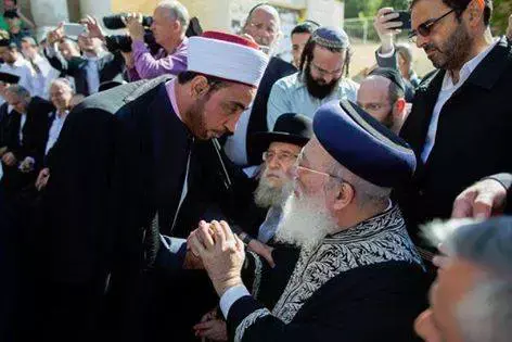 הושחתה מכוניתו של שייח שהביע תנחומים אחרי הפיגוע