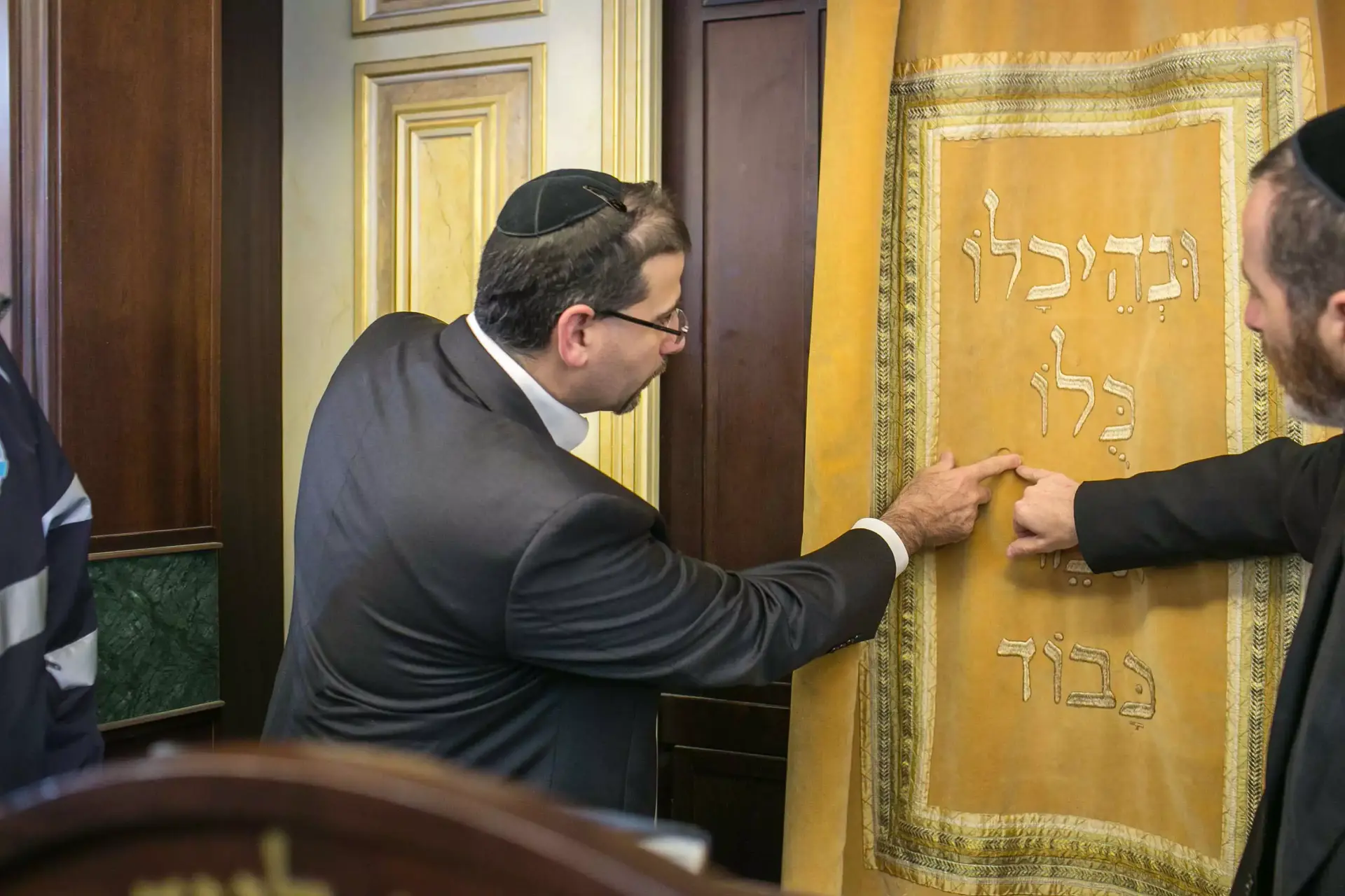 חורי כדורים ורצון עז לחזור לשגרה: שבוע לפיגוע בהר נוף