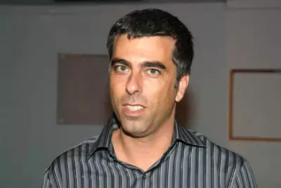 יוסי לובטון  עוזב את HOT