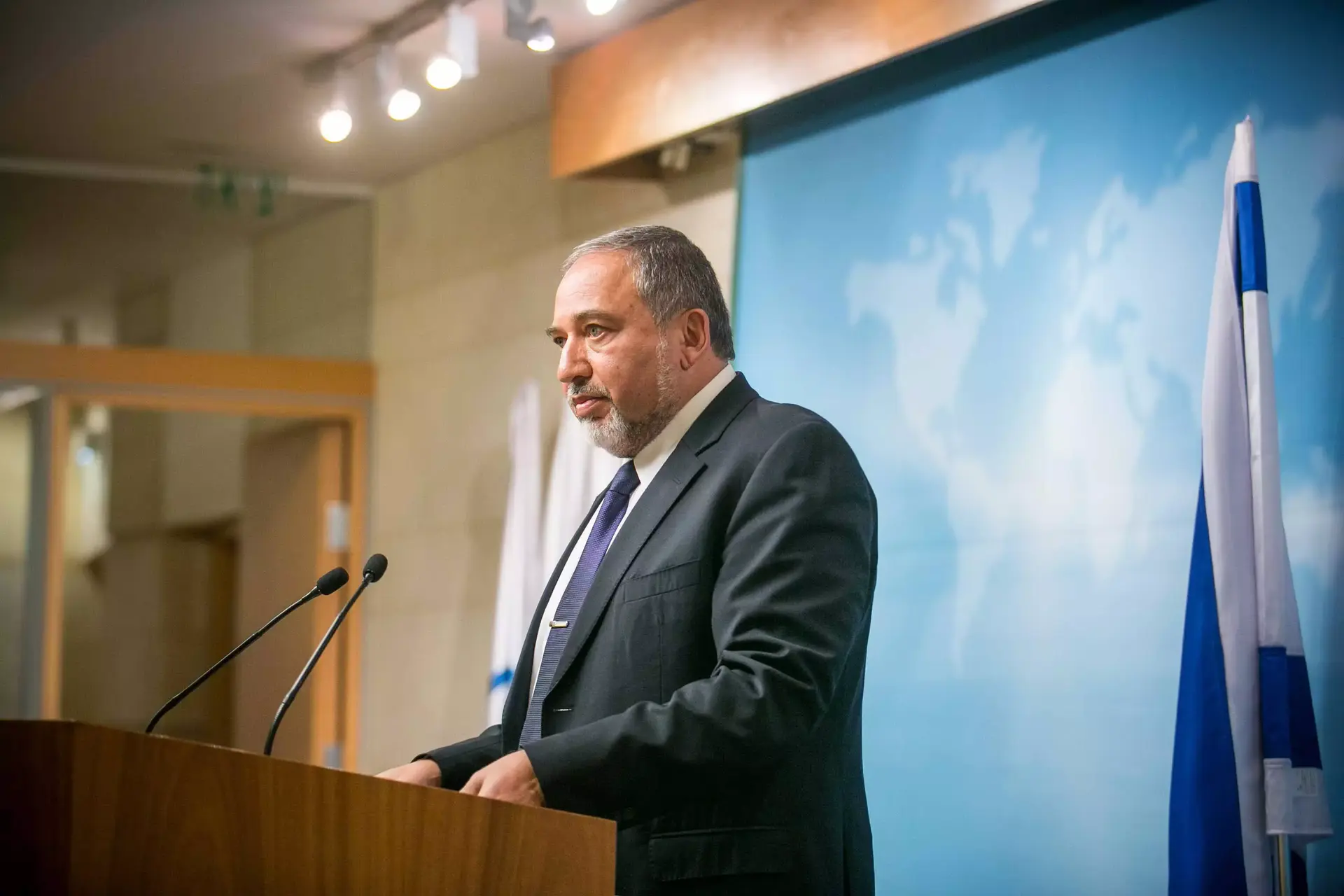 אביגדור ליברמןאביגדור ליברמןאביגדור ליברמןאביגדור ליברמן