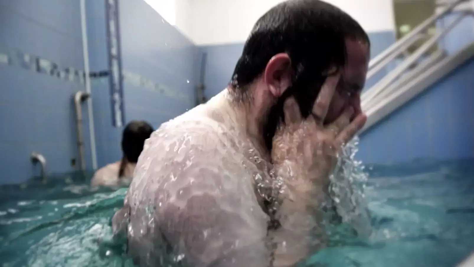 אדם טוען שהפסיק לאונן למשך 700 ימים - וקיבל כוחות על