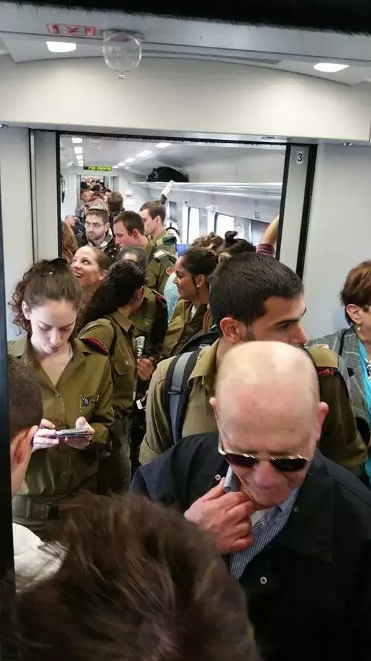שיבושים בתנועת הרכבות בשל רכבת שירדה מהפסים ליד בנימינה