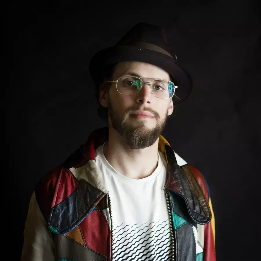 בית התקליט עם BINKBEATS