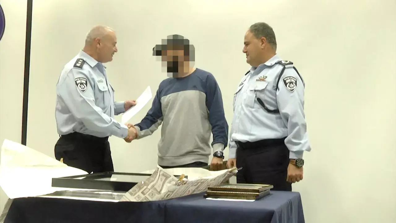 הסוכן שהתחפש לשיפוצניק והפליל 60 סוחרי סמים בת"א