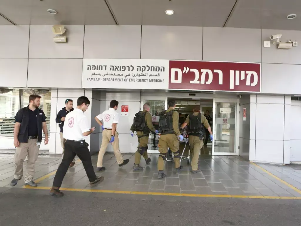 המשטרה ביקשה להאריך מעצר אדם שהצית עצמו - אף שהוא מורדם