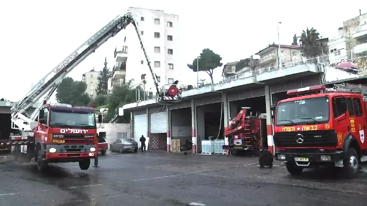 נגמ"שים, ציוד חירום ותורים בקופות: ישראל נערכת לסופה