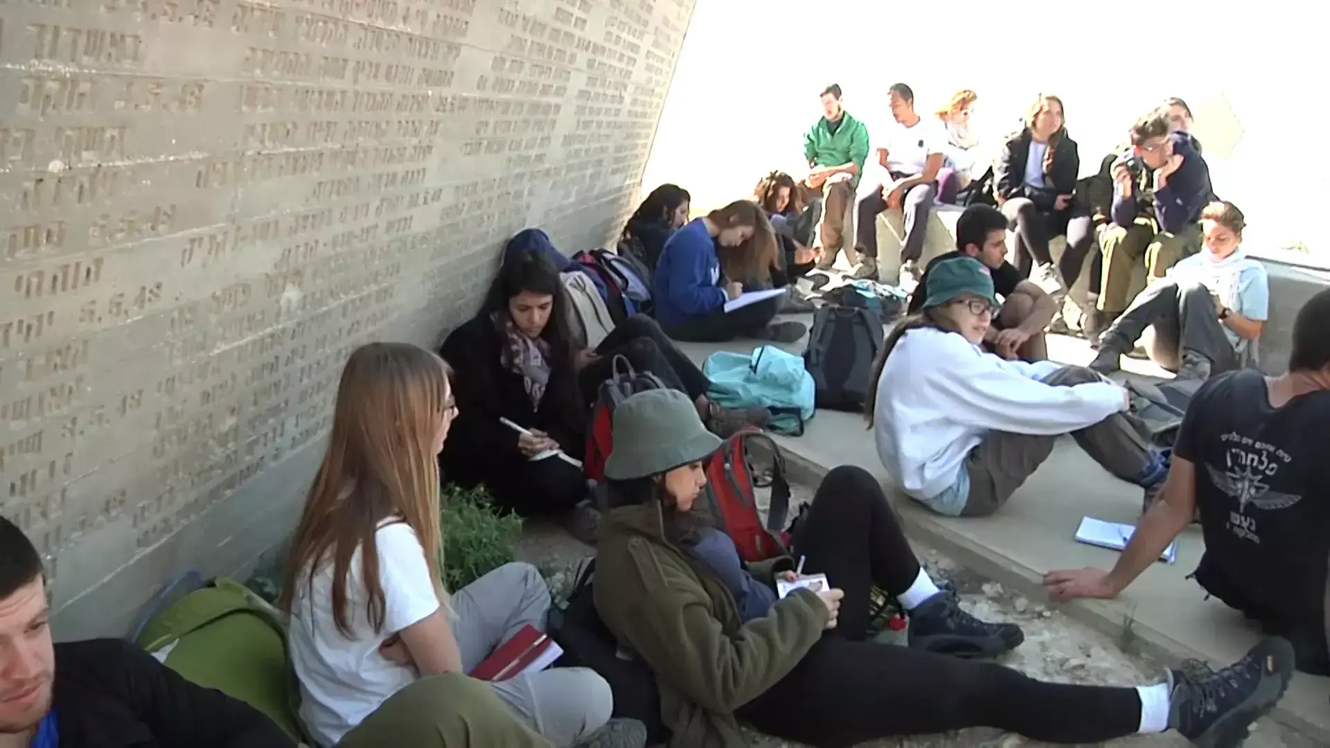 מפוצצים בהורמונים ואידיאלים- בני הנוער שלומדים במכינות הקדם צבאיות