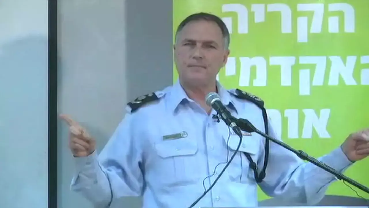 "אין כרגע דבר בחומר החקירה שקושר את ראש הממשלה לפרשה"