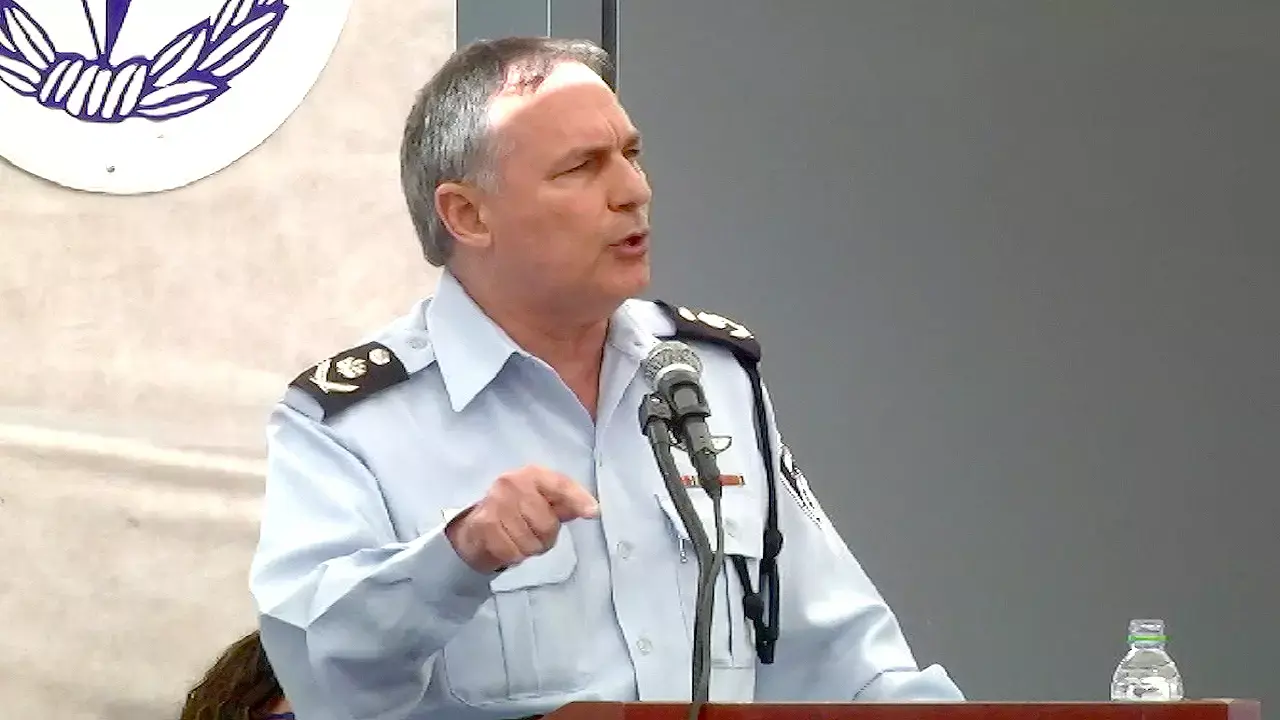 הניצב שנחשד בקיום קשר אסור עם שוטרת לא יועמד לדין