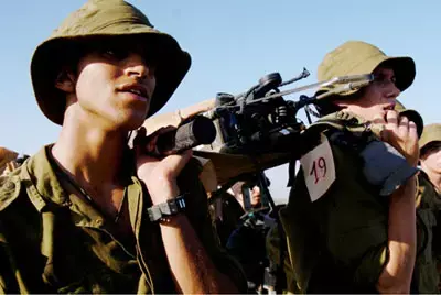 חיילי צנחנים אבטחו חתונת מתנחלים בסבסטיה