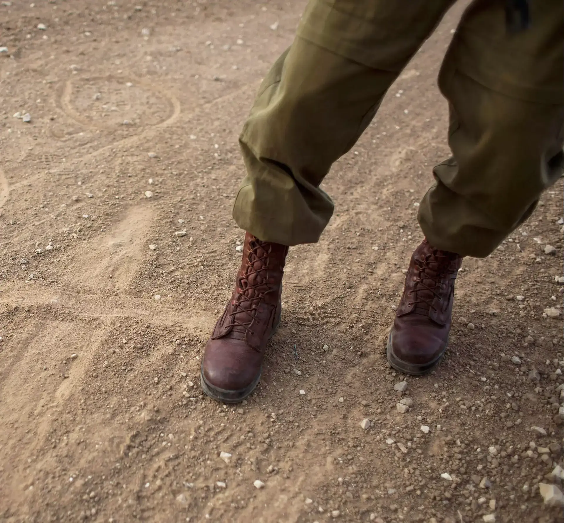 חשד: חייל אנס אשה שהיה כפוף לה בדירתה